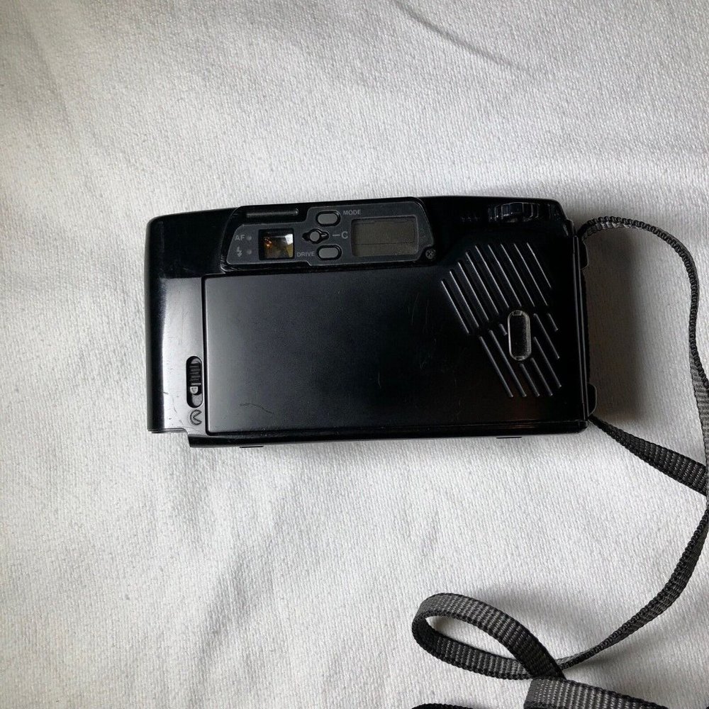 Pentax IQ Zoom 700 35mm film camera ***PARTS ONLY *** - Picture 8 of 12